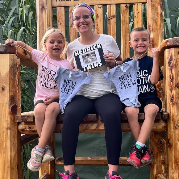 Meet your Posher, Gwendolyn - Picture 1 of 1